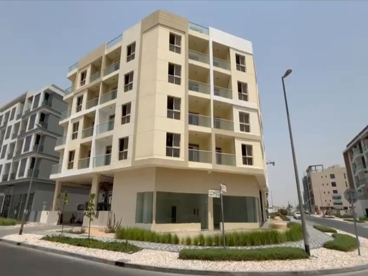 Commercial- Liwan 2 Full Building